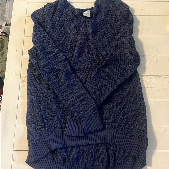 Sweater Bundle - Picture 7 of 7